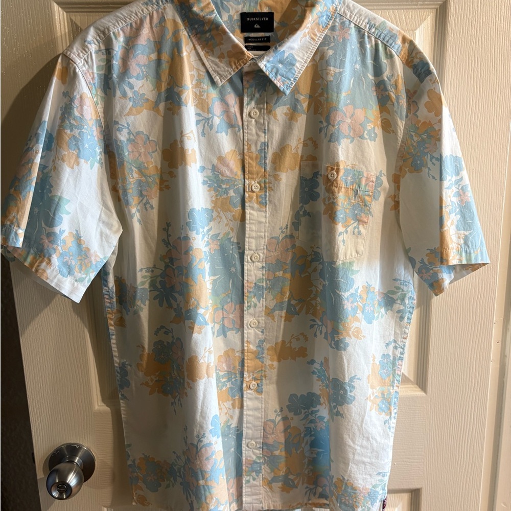 Quiksilver Blue and Yellow Casual Button Down Shirt
